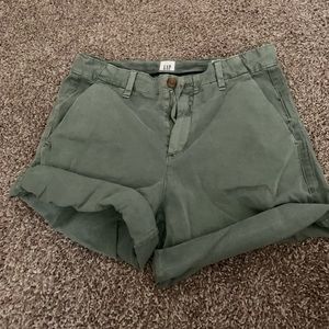 4 pairs of shorts and skirt